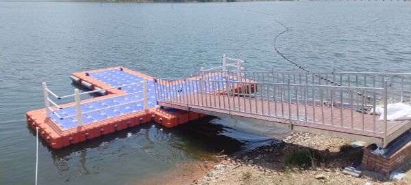 水上浮筒平臺(tái)